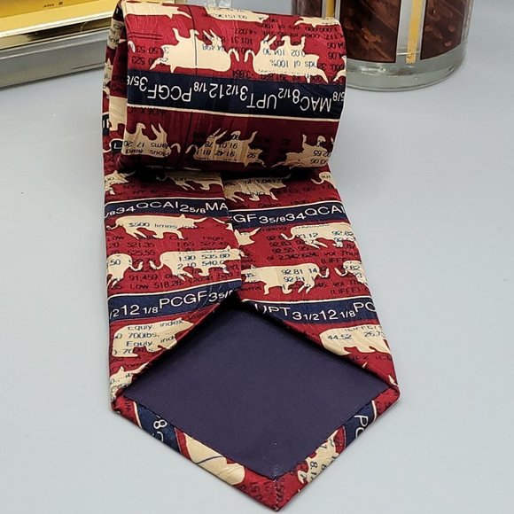 RM Style 1995 Ralph Marlin Necktie Stockmarket Bulls Bears Silk USA Vintage - Picture 3 of 7
